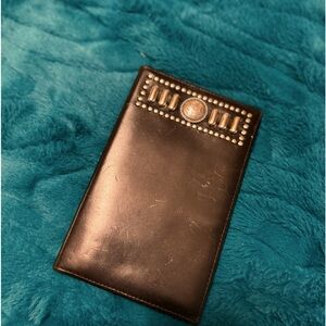 💙💙WALLET this beautiful ALL leather with silver concho accents. GORGEOUS!🥰